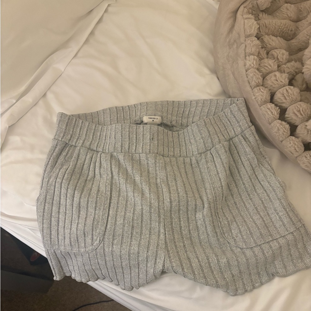 Forever 21 Light Gray Ribbed Knit High Waist Shorts